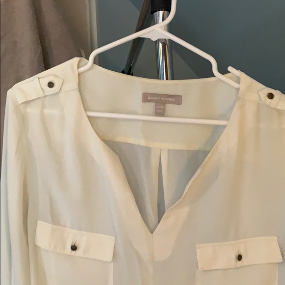 Banana Republic Cream Blouse - Picture 1 of 4